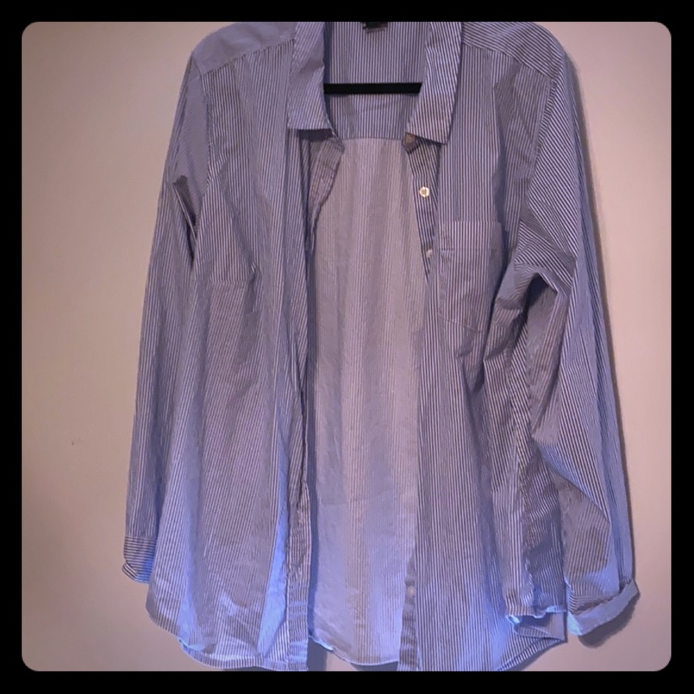 Light blue and white pinstripe torrid dress shirt